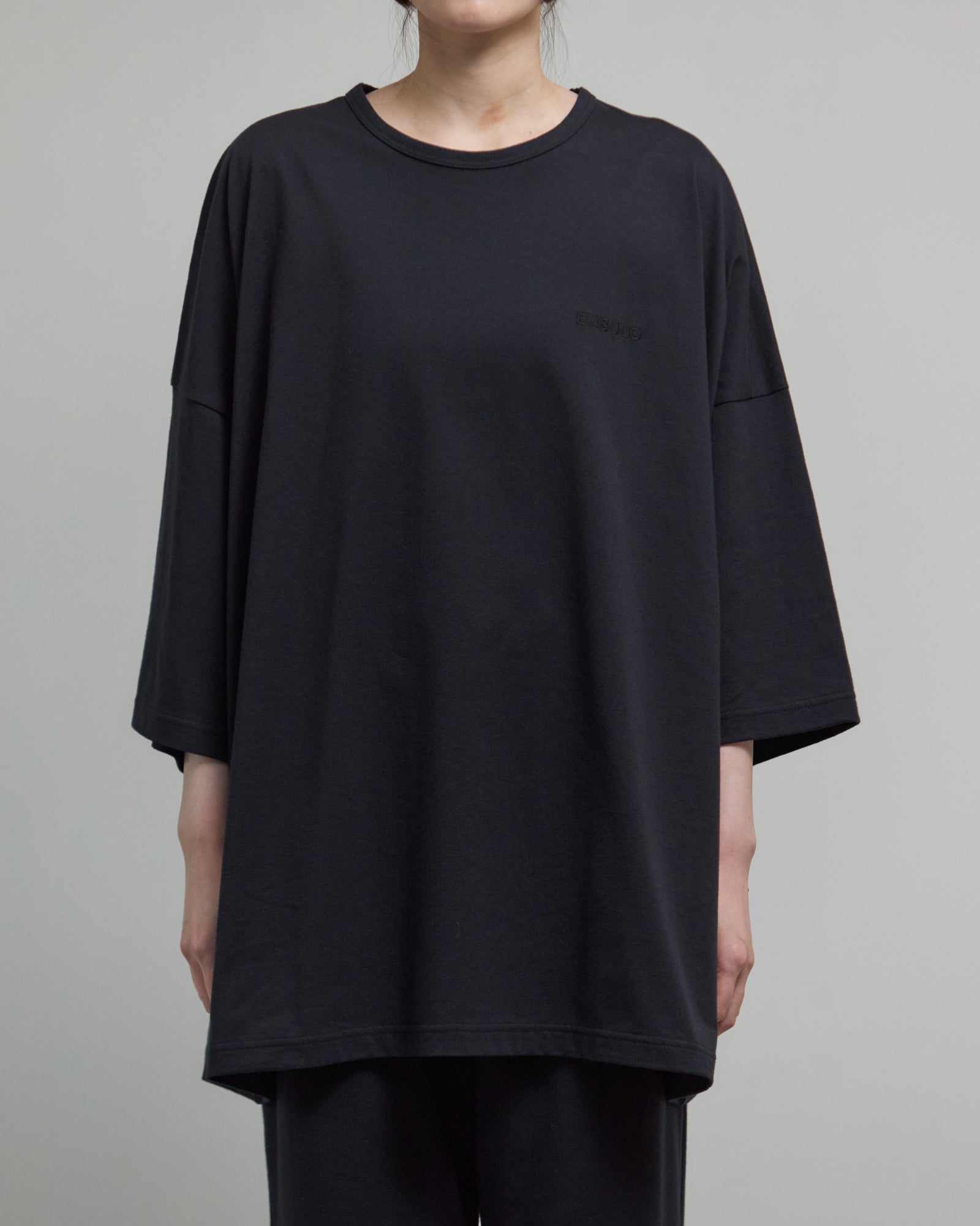 Giant Tee